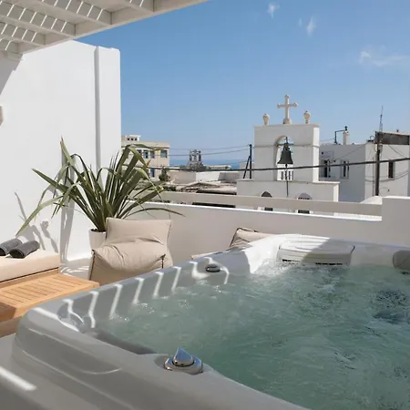 Ξενοδοχείο με διαμερίσματα Porta Marina 4*